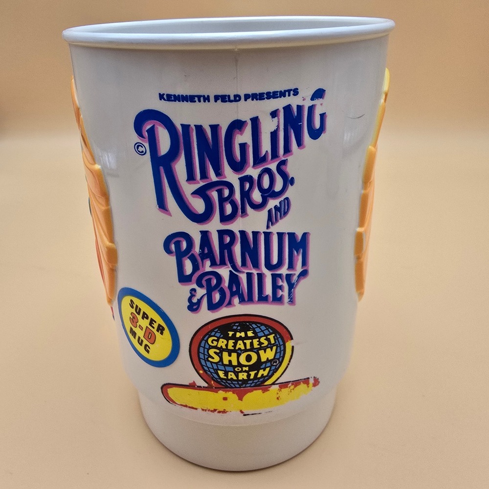 Vintage 1990 Ringling Bros Barnum & Bailey Circus 3D Clown Plastic Souvenir Mug - Picture 5 of 13